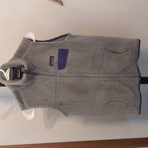 Patagonia fleece vest size medium color grey with purple accents